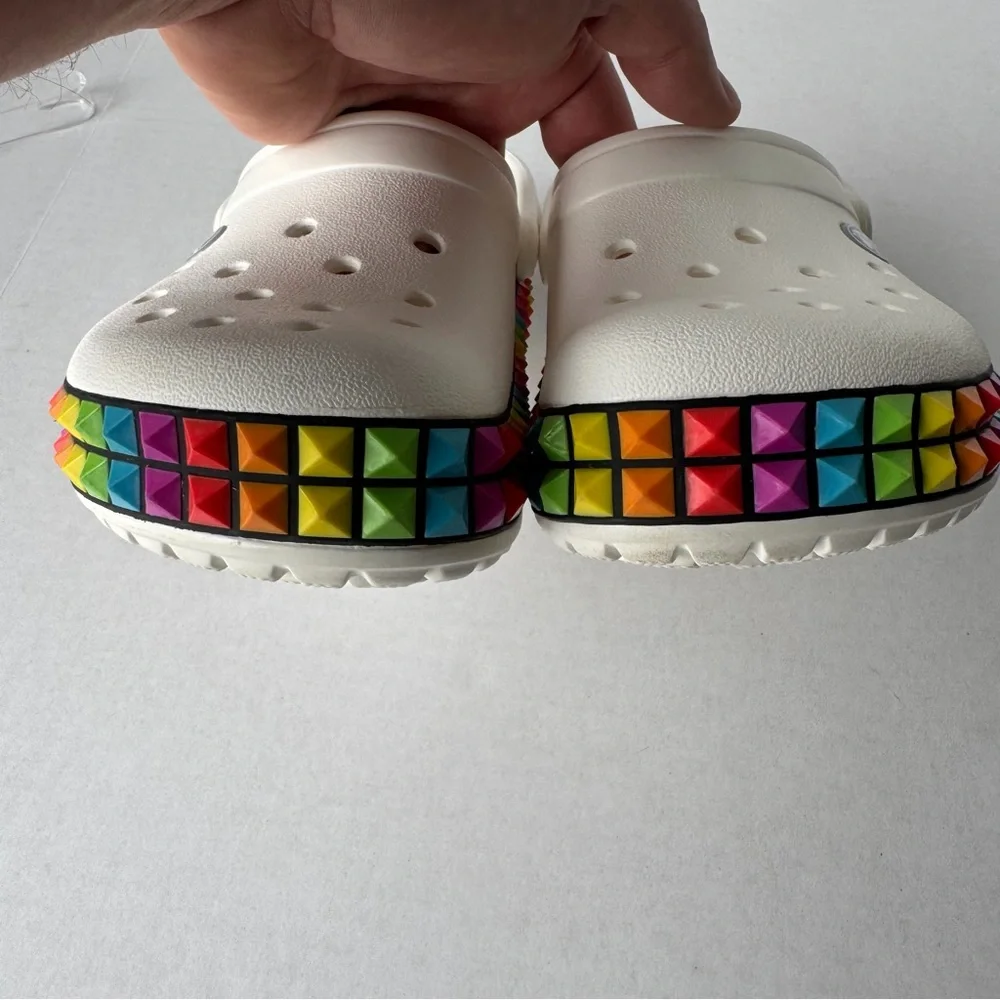 CROCS Rainbow 3D Clogs with Multicolor Pyramid Stud Spikes Women’s 7 Men’s 5 - Picture 6 of 10